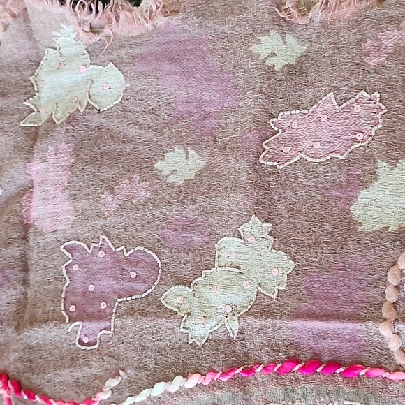 Scarf (New) - Picture 8 of 10